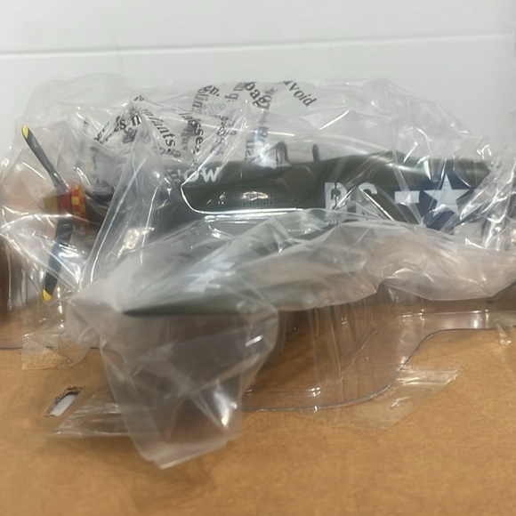 SpecCast Airplane Model - Picture 9 of 10